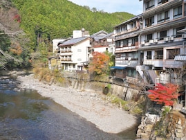 長期休暇に行きたいと思う「和歌山県の温泉地」ランキング！ 2位「龍神温泉」、1位は？ 【2025年調査】