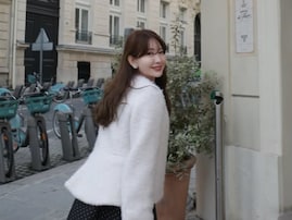 “アイドル”と社長の顔を持つ小嶋陽菜、“空間移動”に反響「マジでどういうことってくらい可愛くてびっくりしてる」