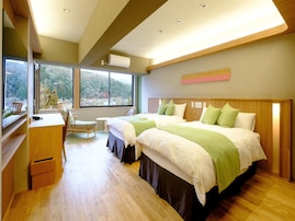 【楽天トラベルスーパーSALE】「美作三湯 湯郷温泉 湯郷グランドホテル」が誰でも13％オフ！ 名湯と和の寛ぎが彩る温泉ステイ【12月5日】