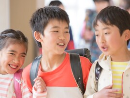 「変」と言われるのは、特別な存在の証。子どもの“自己肯定感”を高める、親の切り返し方