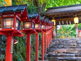 好き&行ってみたい「京都府のパワースポット」ランキング！ 2位「貴船神社」、1位は？ 【2025年調査】