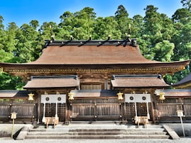 好き&行ってみたい「和歌山県のパワースポット」ランキング！ 2位「熊野本宮大社」、1位は？ 【2025年調査】