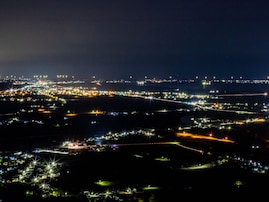 好き&行ってみたい「秋田県の夜景スポット」ランキング！ 2位「五城目城」、1位は？ 【2025年調査】