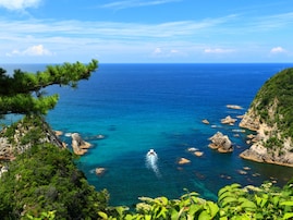 好き＆行ってみたい「鳥取県の絶景スポット」ランキング！ 2位「浦富海岸（岩美町）」を抑えた1位は？ 【2025年調査】