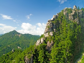 長期休みに行きたい「三重県の穴場秘境」ランキング！ 2位「御在所裏道渓谷」を抑えた1位は？ 【2025年調査】