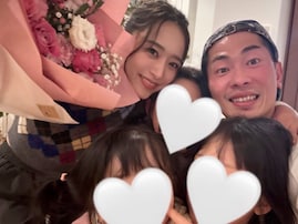 「不意打ちすぎて涙腺崩壊」近藤千尋、夫・ジャンポケ太田からのサプライズ報告！ 娘3人との家族ショットも