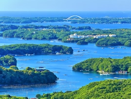 クリスマスに行きたい「三重県の絶景ドライブスポット」ランキング！ 2位「志摩半島シーサイドドライブ」、1位は？