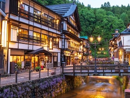 老後に行きたいと思う「山形県の温泉地」ランキング！2位「銀山温泉」を抑えた1位は？【2025年調査】