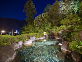 【岐阜県の人気ホテル】「下呂温泉 湯之島館」でしっとりとした質感の源泉を贅沢に堪能