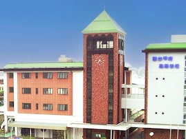 出身と聞いてすごいと思う「山梨県の私立進学校」ランキング！ 2位「駿台甲府高等学校塩部キャンパス」を抑えた1位は？【2025年調査】