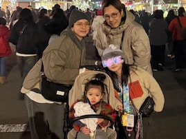 「家族でユニバ！」イケメン芸人、美人妻＆娘とのプライベートショット公開「ほんとこの家族は画になりますね」