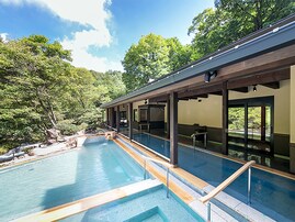 【長野県の人気ホテル】「蓼科温泉 蓼科グランドホテル滝の湯」は名湯・蓼科温泉を多彩な湯船で贅沢に巡れる