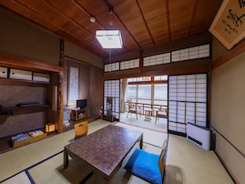 【青森県の人気ホテル】「酸ヶ湯温泉旅館」は総ヒバ造りの巨大な「ヒバ千人風呂」が圧巻