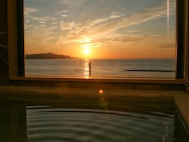 【楽天トラベル売れ筋1位】「夕日ヶ浦温泉 夕日浪漫 一望館」が選ばれる理由