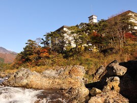 【楽天トラベル春セール】「鬼怒川温泉 花の宿 松や」が特別価格で登場中