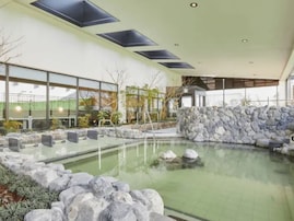 【大阪府の人気スーパー銭湯・温泉】「空庭温泉 OSAKA BAY TOWER」は関西最大級の温泉型テーマパーク。アクセスのよさも魅力