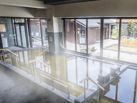 【大阪府の人気スーパー銭湯・温泉】「花園温泉sauna kukka」はサウナと天然温泉が楽しめる。80人収容の巨大サウナも 大阪府には、人気の銭湯やサ
