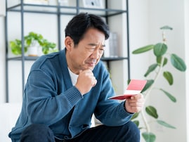 「出費が物価の高騰により増加」実家暮らし選んだ59歳男性、年収60万円。頭悩ませる“複合的な問題”