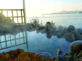 【茨城県】「こぢんまりしていて……」海の絶景とグルメが楽しめる「磯原温泉」の魅力とは？