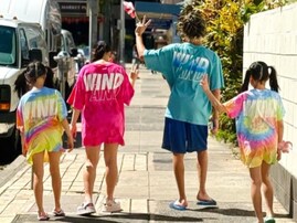 「オーラが強すぎ」ボートレーサー、娘3人とのプライベートショットに「目立っちゃうのね…かっこよ」の声