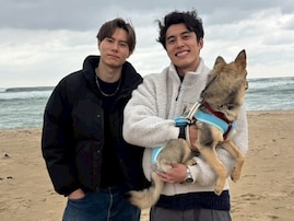 バレー・高橋藍選手、兄＆愛犬とのプライベートショットに「超きちょー」「笑顔が見れてちょっと安心」の声