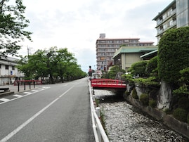 【名湯百選】好き＆行ってみたい「山梨県の温泉」ランキング！ 2位「石和温泉」、21票差の1位は？