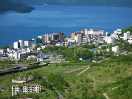 【日本百名湯】好き＆行ってみたい「北海道の温泉」ランキング！ 「洞爺湖温泉」を抑えた堂々の1位は？