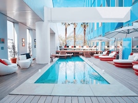 【東京都の人気スパ】「Spa LaQua」は都会の真ん中でリゾート気分を味わえる施設。天然温泉や本格サウナでリラックス