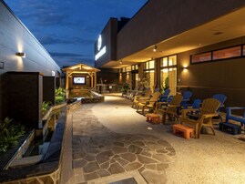 【茨城県の人気スーパー銭湯】「常総ONSEN&SAUNA お湯むすび」は天然温泉や地元食材の食事が楽しめる