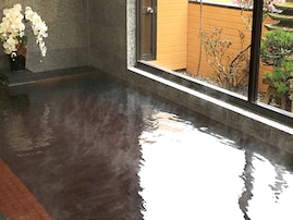 【千葉県の人気日帰り温泉】「勝浦つるんつるん温泉」は名湯百選に選ばれた美容と健康の宿。源泉入りボディソープでリラックス