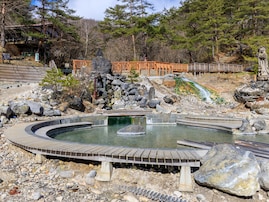 春に行きたいと思う「群馬県の公園」ランキング！ 2位「西の河原公園」を抑えた1位は？【2026年調査】