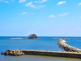 「ナンバープレートにしたい」と思う富山県の地名ランキング！ 2位「氷見市」を抑えた1位は？【2026年調査】