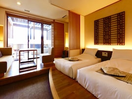 【山口県の人気ホテル】「油谷湾温泉ホテル楊貴館」が選ばれる理由