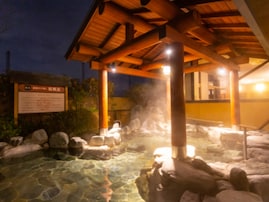 【愛知県の人気スーパー銭湯】「湯のや 天然温泉 湯吉郎」は庄内川の絶景と「美人の湯」を堪能できる施設。極上の炭酸泉も美容・健康におすすめ