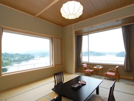 【楽天トラベル春夏フェア】宮城県「南三陸 ホテル観洋」が今だけ特別価格に！ 太平洋を望む絶景露天風呂と朝日が彩る海辺の温泉宿【4月18日】