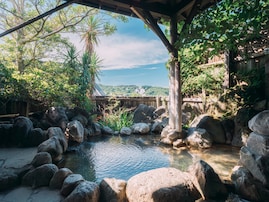 【30代男女274人に聞いた】春に行きたい「大分県の旅行先」ランキング！ 2位「別府温泉」、1位は？【2026年調査】