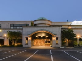 【熊本県の人気スーパー銭湯】「湯らっくす」はサウナの聖地と呼ばれる施設。阿蘇の地下水を使用した水風呂でリラックス