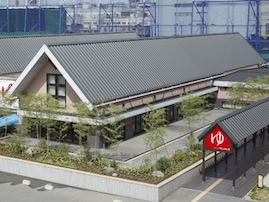 【大阪府の人気スーパー銭湯】「天然露天温泉 スパスミノエ」は地下天然温泉が湧き出る施設。豊かな緑に囲まれた広大な露天風呂でリラックス