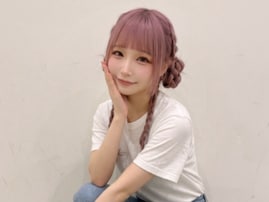 「脳バグる」2児の父の“授業参観スタイル”に「お姉ちゃんじゃないか！」「逆に目立ちそう」反響！