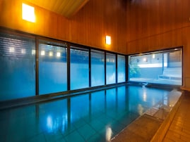 【楽天トラベルアーリーサマーフェア】佐賀県「武雄温泉 大正浪漫の宿 京都屋」が今だけ特別価格に！和洋の趣が調和した落ち着いた空間【5月29日】