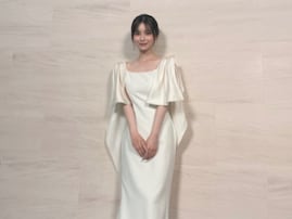 長濱ねる、白ドレス姿で圧巻スタイル披露 ！ 映画『ラブ≠コメディ』試写会でのオフショット公開
