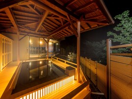 【神奈川県の温泉地】五感を心地よく刺激する。こだわり抜かれた空間が絶賛される「一度は泊まりたいホテル」3選【芦ノ湖温泉・中川温泉・仙石原温泉】