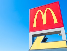 「倍だと！？」マクドナルド、肉厚ビーフの期間限定新商品を告知！ 「えーかわいい食べなきゃ」「おいしかった」