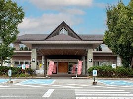 【秋田県の人気スーパー銭湯】「くららの湯」は和と洋の2種類の大浴場や2種類のサウナが特徴の施設