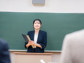 1学期の終業式の後、先生たちは何してた？ 「午後のリアルな過ごし方」を現役教員に聞いてみた！