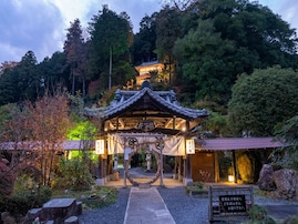 【楽天トラベル売れ筋1位】栃木県「柏倉温泉 太子館」が選ばれる理由