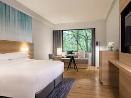 実質30％オフでお得に予約！ 「富士マリオットホテル山中湖」は山梨産ワインと楽しむ料理や美人の湯の温泉が魅力