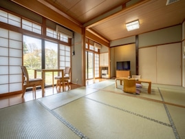 地元食材の朝食バイキングも人気！ 楽天トラベルで「焼石岳温泉焼石クアパーク ひめかゆ」が500円オフとお得