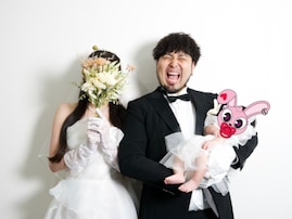 「泣けます…」人気YouTuber、“6年越しの”結婚＆第1子誕生を報告！ 「奥さんの顔の隠し方雑で好き」