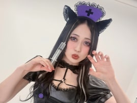 「なにそれー！！可愛すぎる」女子プロレスラー、ナース風衣装で美脚を披露「破壊力が…」「これはズルい」